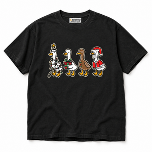 Chrisraw Ahiru Kurisumasu black T-shirt — four christmas geese print