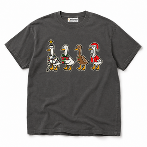 Chrisraw Ahiru Kurisumasu pepper T-shirt — four christmas geese print