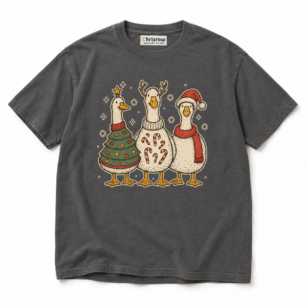 Chrisraw San-Gacho pepper T-shirt — three christmas geese storybook print