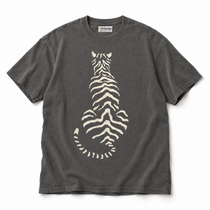 Chrisraw Ushiro Tora pepper T-shirt — tiger stripes from behind print