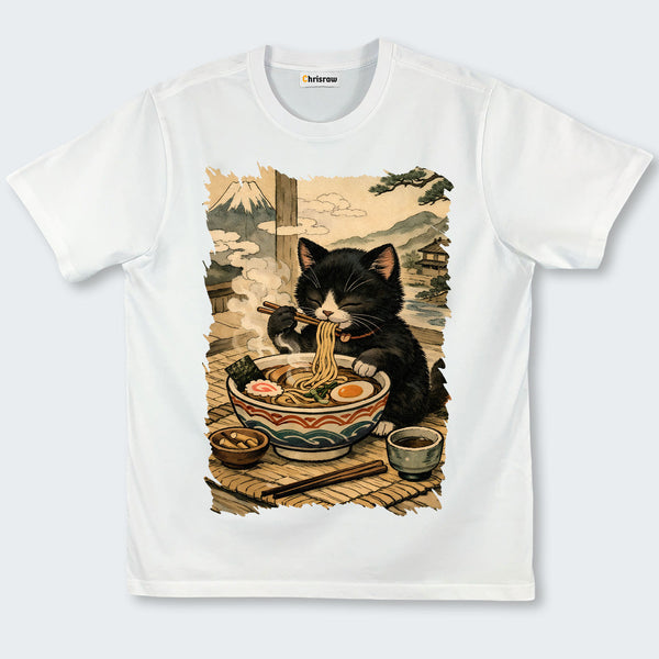 Chrisraw Cute Black Cat Eating Ramen Classic T-Shirt